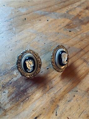 Vintage-Inspired Black and Gold Cameo Stud Earrings - Women Jewelry